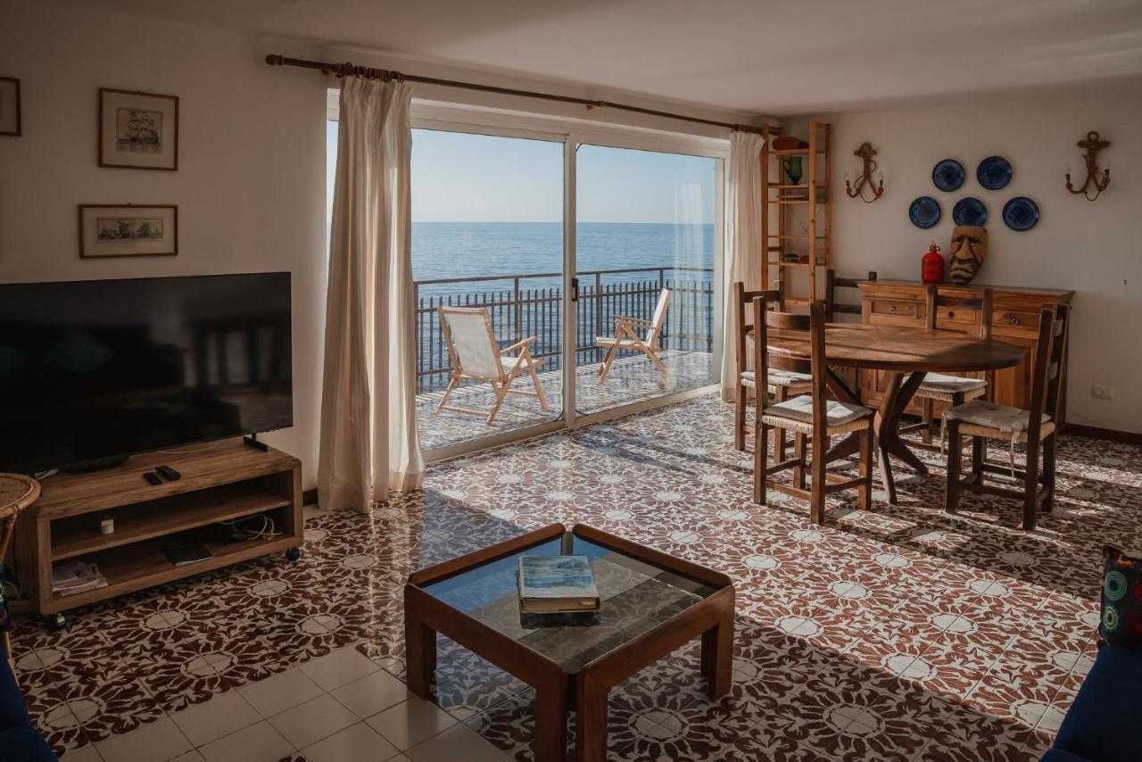 Be Your Home - Appartamento 4 Camere Sul Mare Scesa Al Mare Privata Санта-Маринелла Экстерьер фото