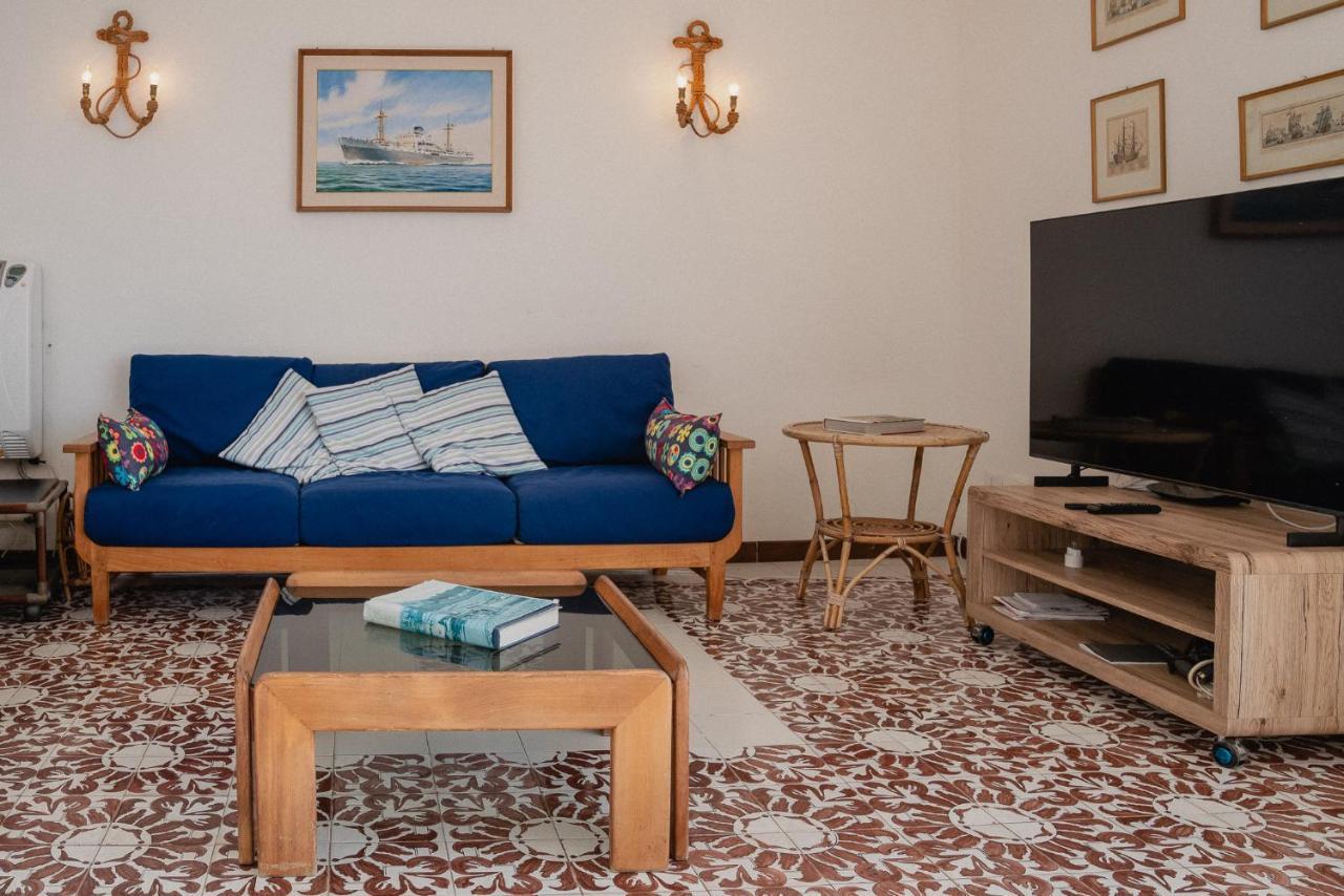 Be Your Home - Appartamento 4 Camere Sul Mare Scesa Al Mare Privata Санта-Маринелла Экстерьер фото